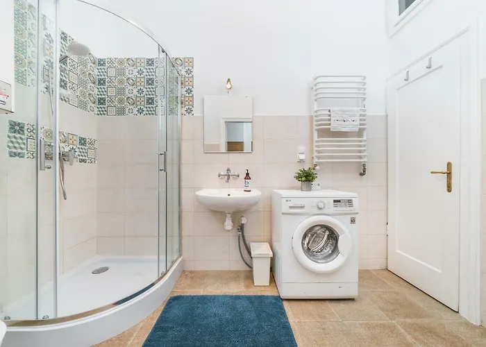 Two Separate Bedrooms,10 Min Walk To The Center By Homeclick アパート *