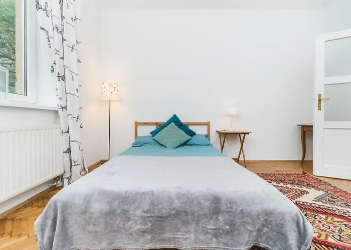 Two Separate Bedrooms,10 Min Walk To The Center By Homeclick アパート クラクフ