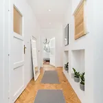아파트 Two Separate Bedrooms,10 Min Walk To The Center By Homeclick 크라쿠프
